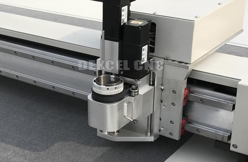 CCD Visual Camera Contour Oscillation Knife Cutting Machine
