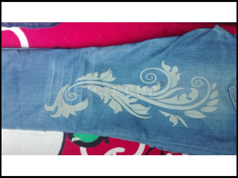 The features of cnc co2 laser engraver for jeans patterns carving