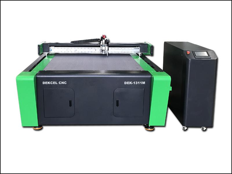 China PVC PE vinyl Fabric Oscillating Knife Cutter Plotter Machine from