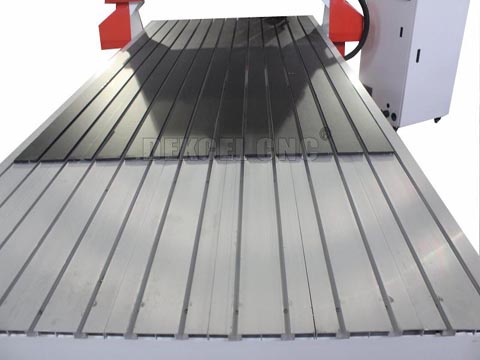 The introduction of vacuum table and T-Slot table of wood cnc router